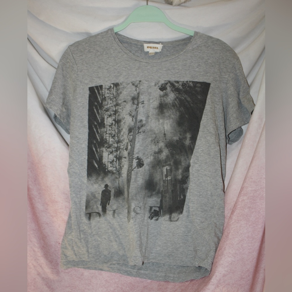 Women’s Diesel Short Sleeve Graphic T-Shirt 🌵Small